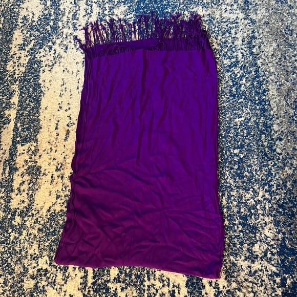 Purple scarf - Picture 2 of 2